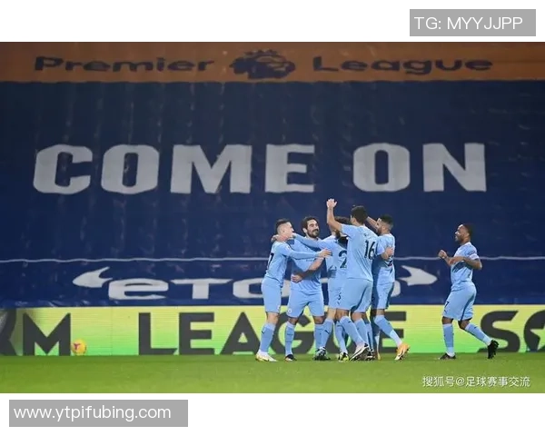 曼城主场对桑德兰保持不败战绩11胜2平续写辉煌历史