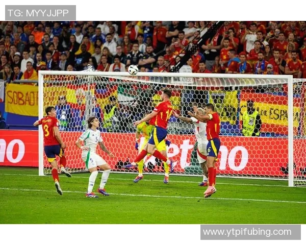 西甲对决皇家奥维耶多与马洛卡战术较量展现球队韧性与实力